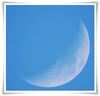 Księżyc, autor:Bartłomiej Patka, 9 marca 2011r., godz.: 17:30 - kliknij by powiększyć moon, sekcja, obserwacje, astronomii, marzec